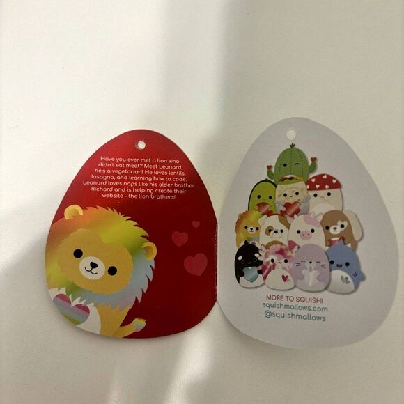 Leonard the Lion 4.5" Valentine's Day Squishmallow - Picture 5 of 6